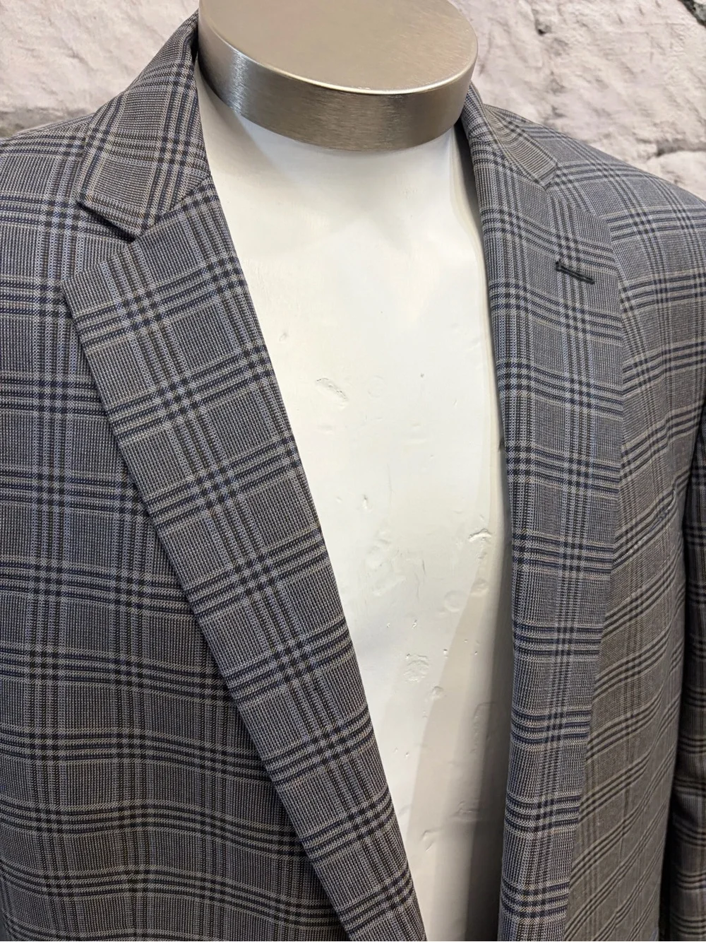 Brooks Brothers 100% Wool Regent Fit 48R Blue Brown Plaid 2 Button Blazer